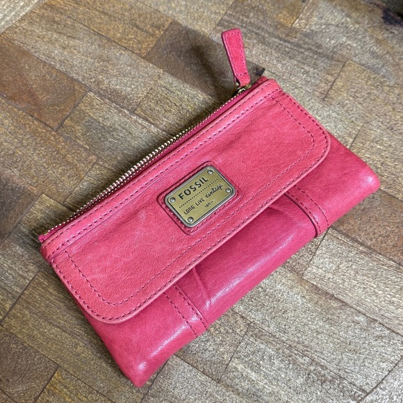 Fossil Handbags - Fossil Lamb Leather Wallet Bi Fold Pink w/ Zipper Pouch CUTE